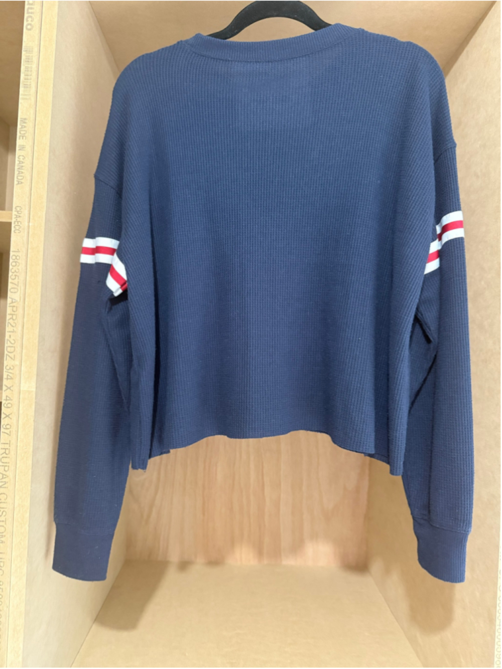 Hollister California Navy Blue Cropped Sweatshirt – Size Large Y2K